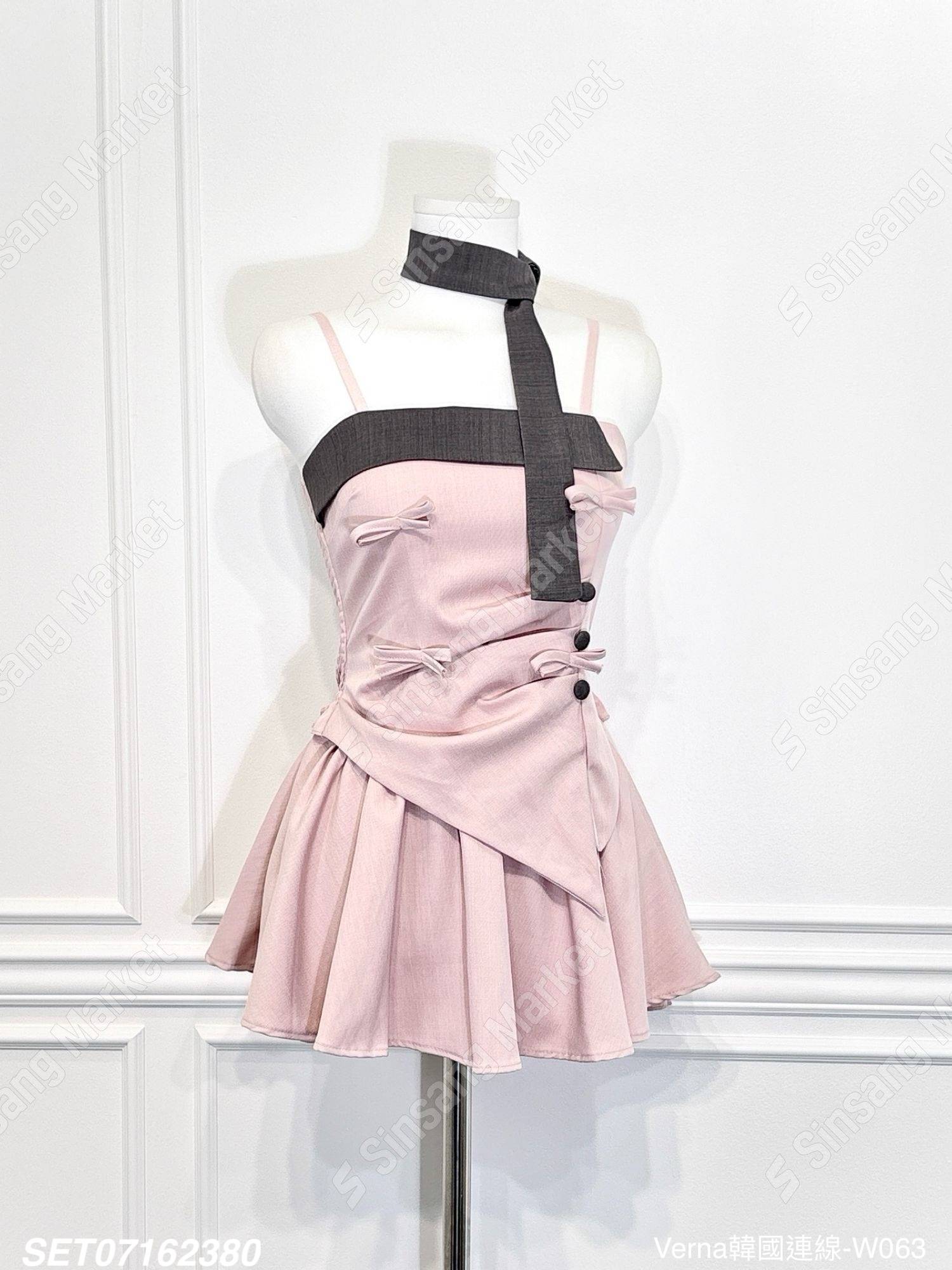 高雅翻領蝴蝶結短裙套裝