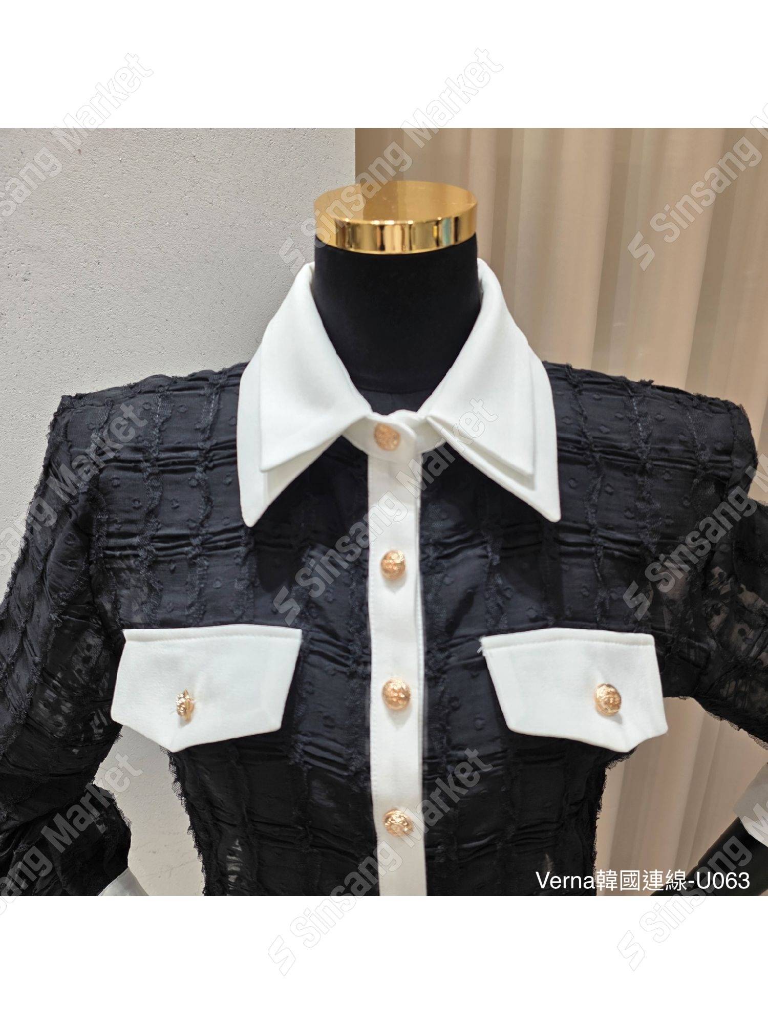 貴氣翻領金扣壓紋上衣