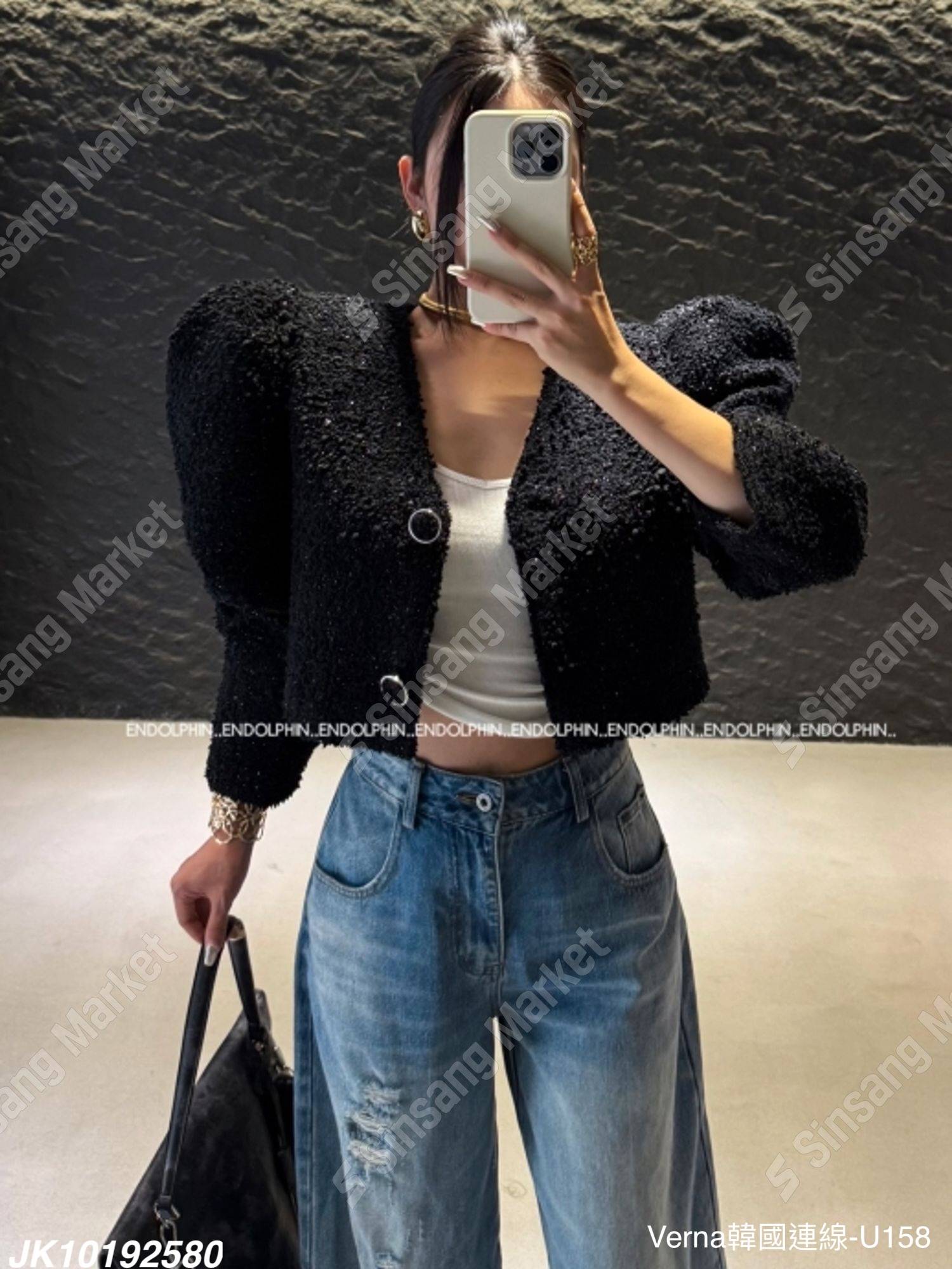 時尚俐落Ｖ領短版上衣