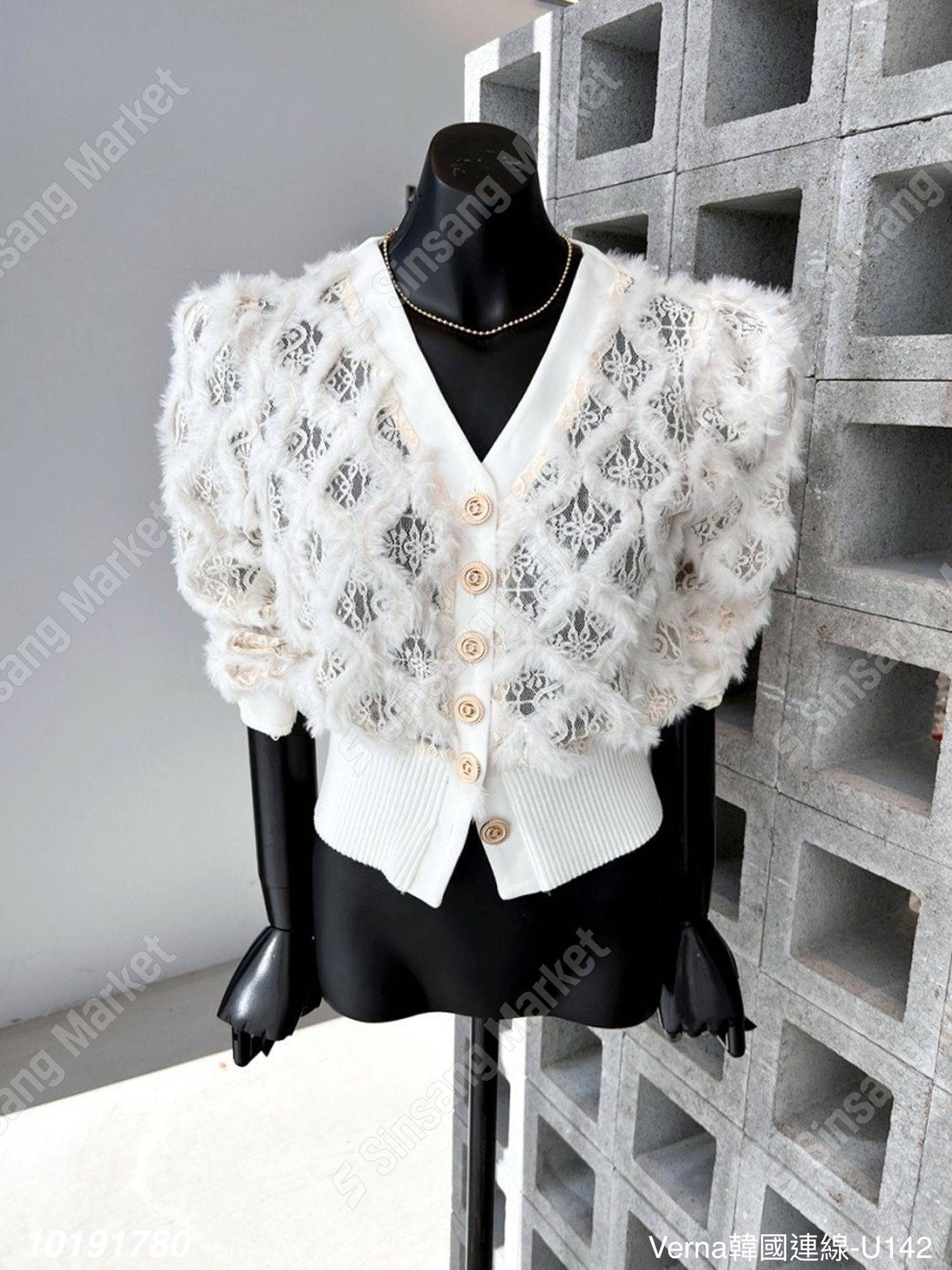 法式透膚毛邊上衣