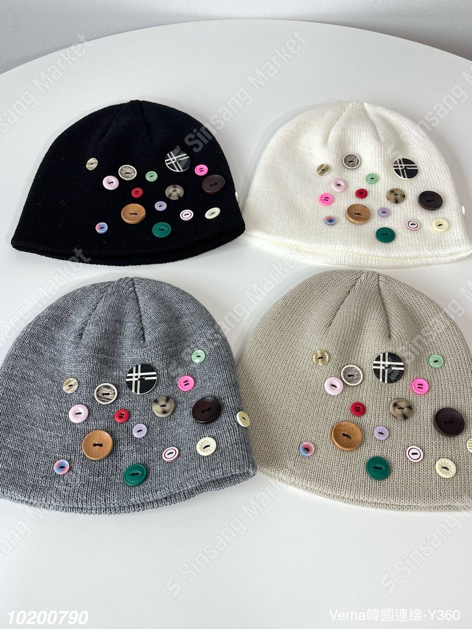 俏麗繽紛鈕扣毛帽