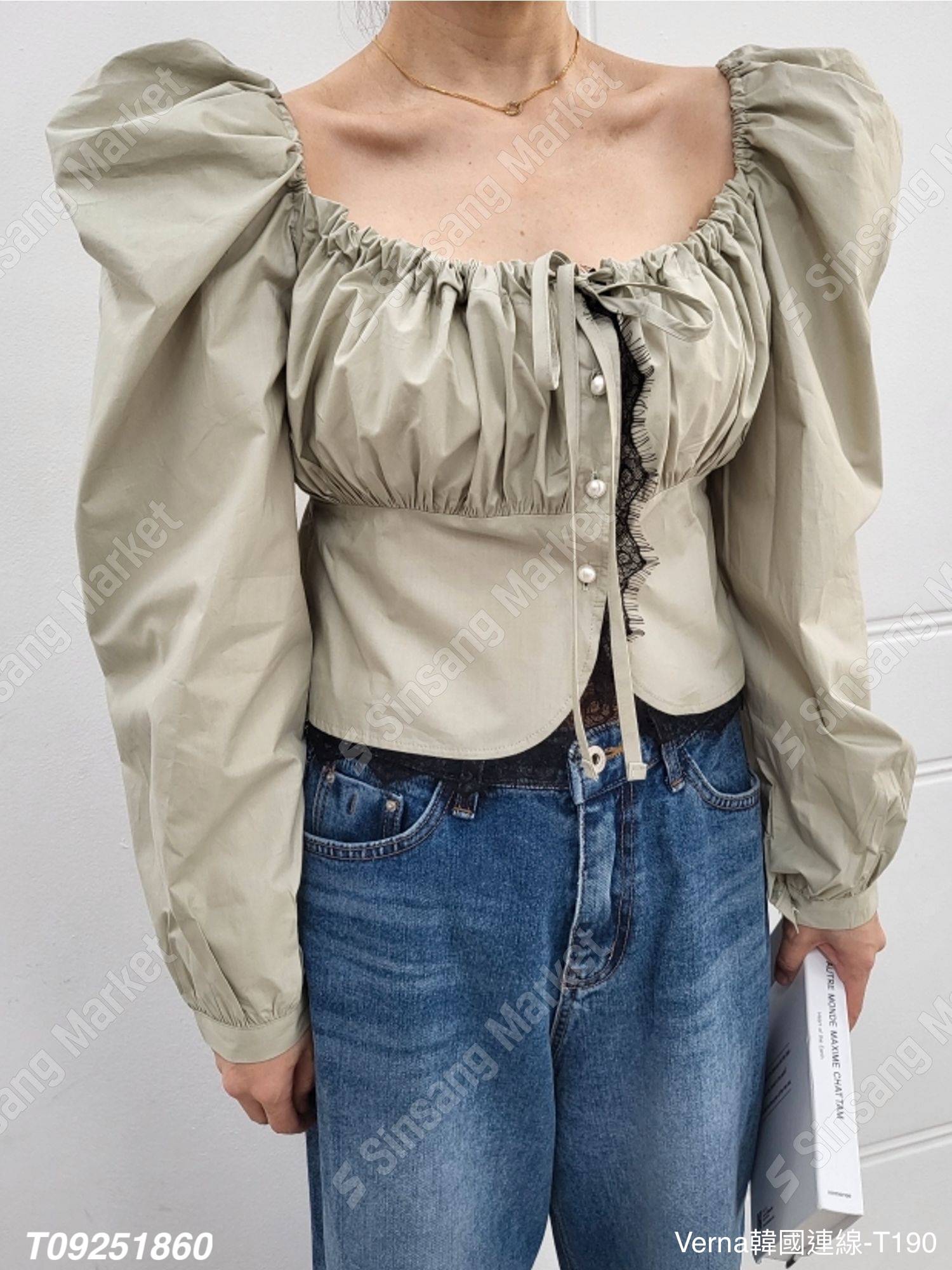 甜美清新公主袖上衣