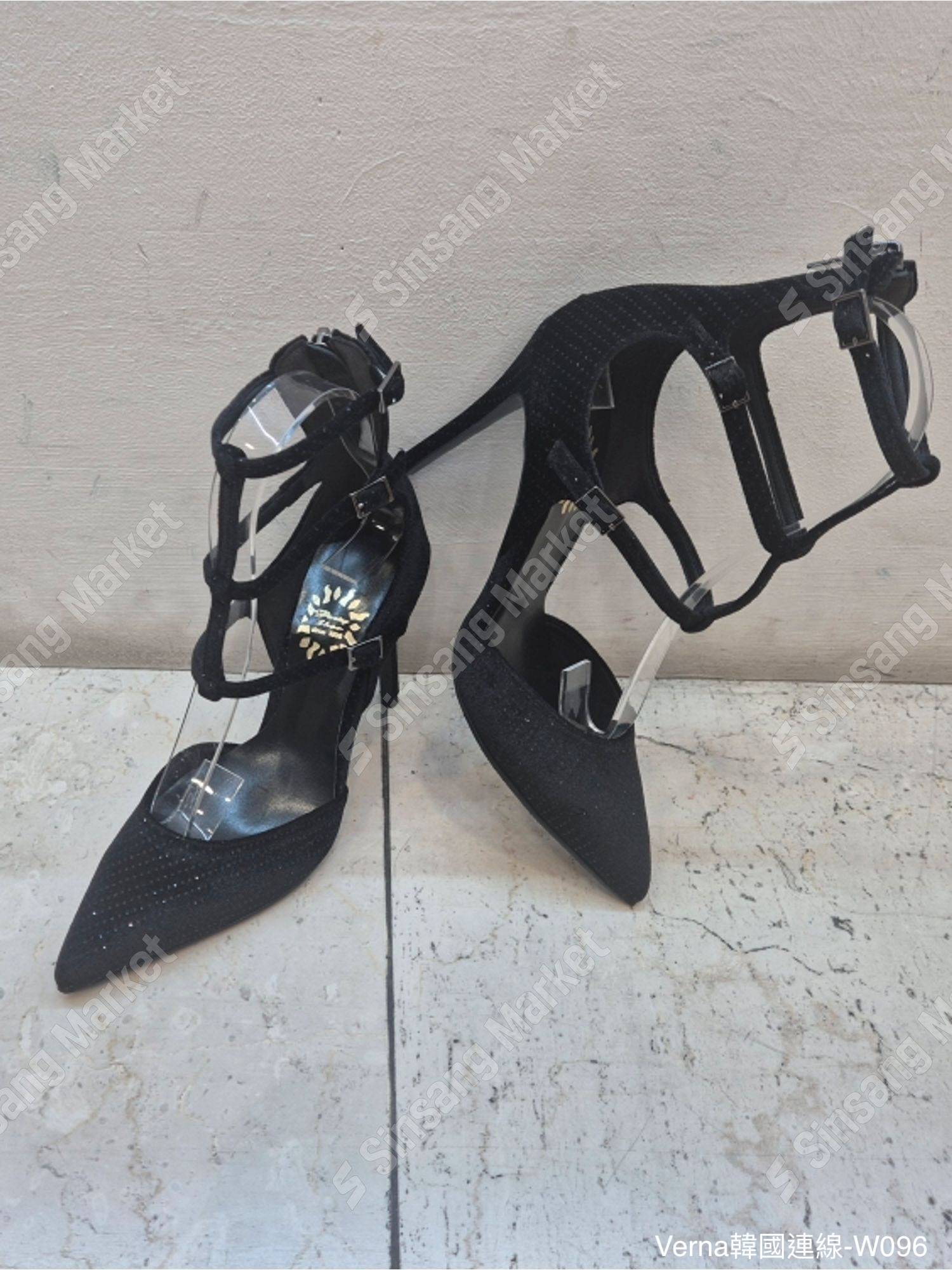韓系性感尖頭繫帶跟鞋
