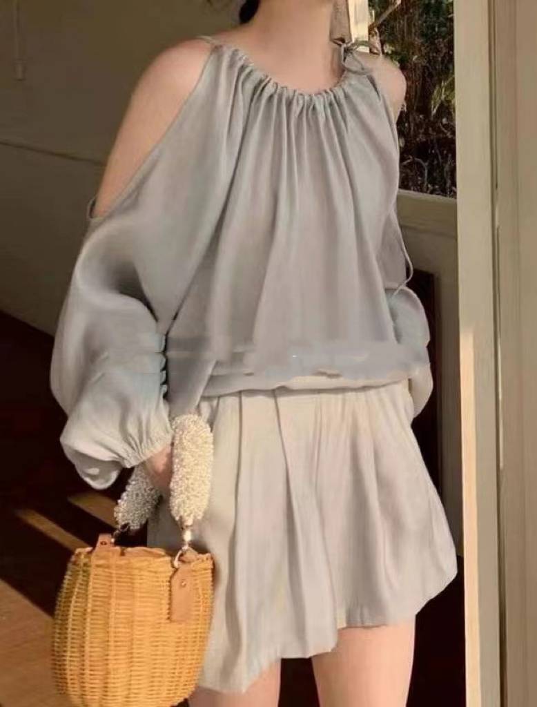 顯瘦露肩設計感洋氣兩件套