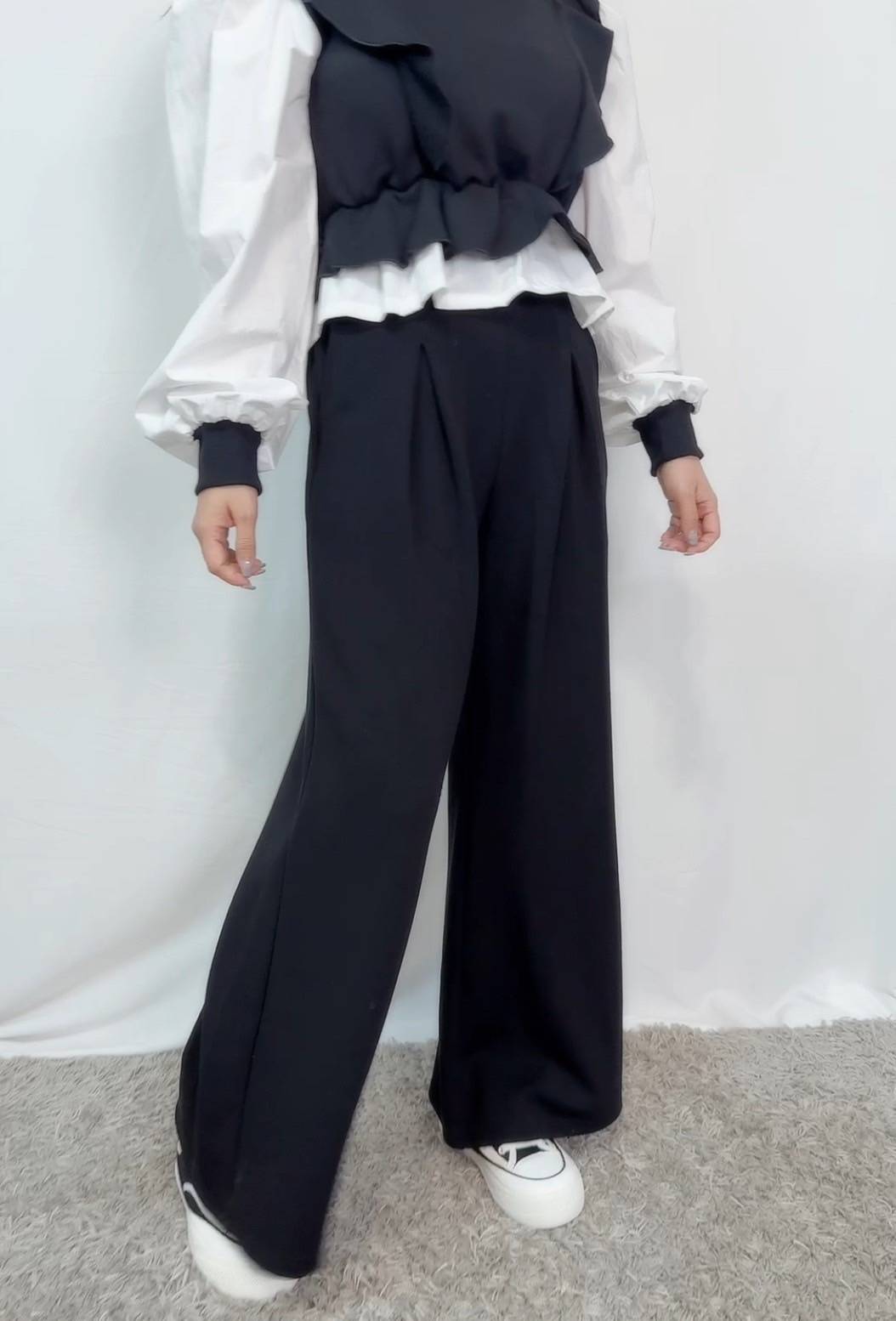 高質感休閒花邊套裝(灰/黑)