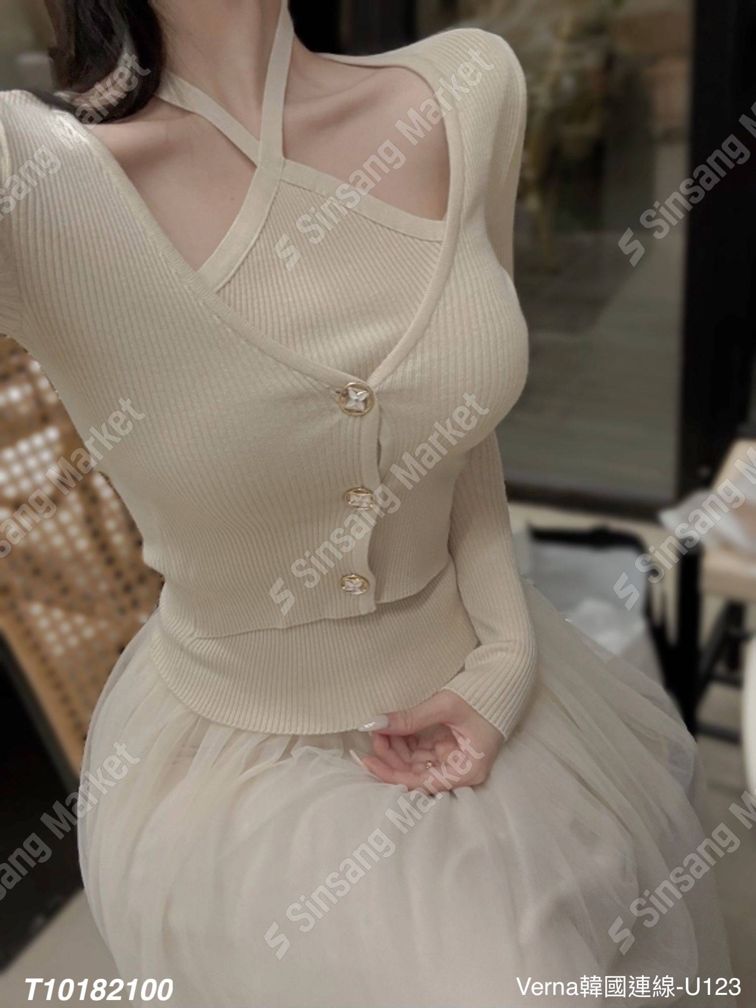 典雅繞脖坑條上衣