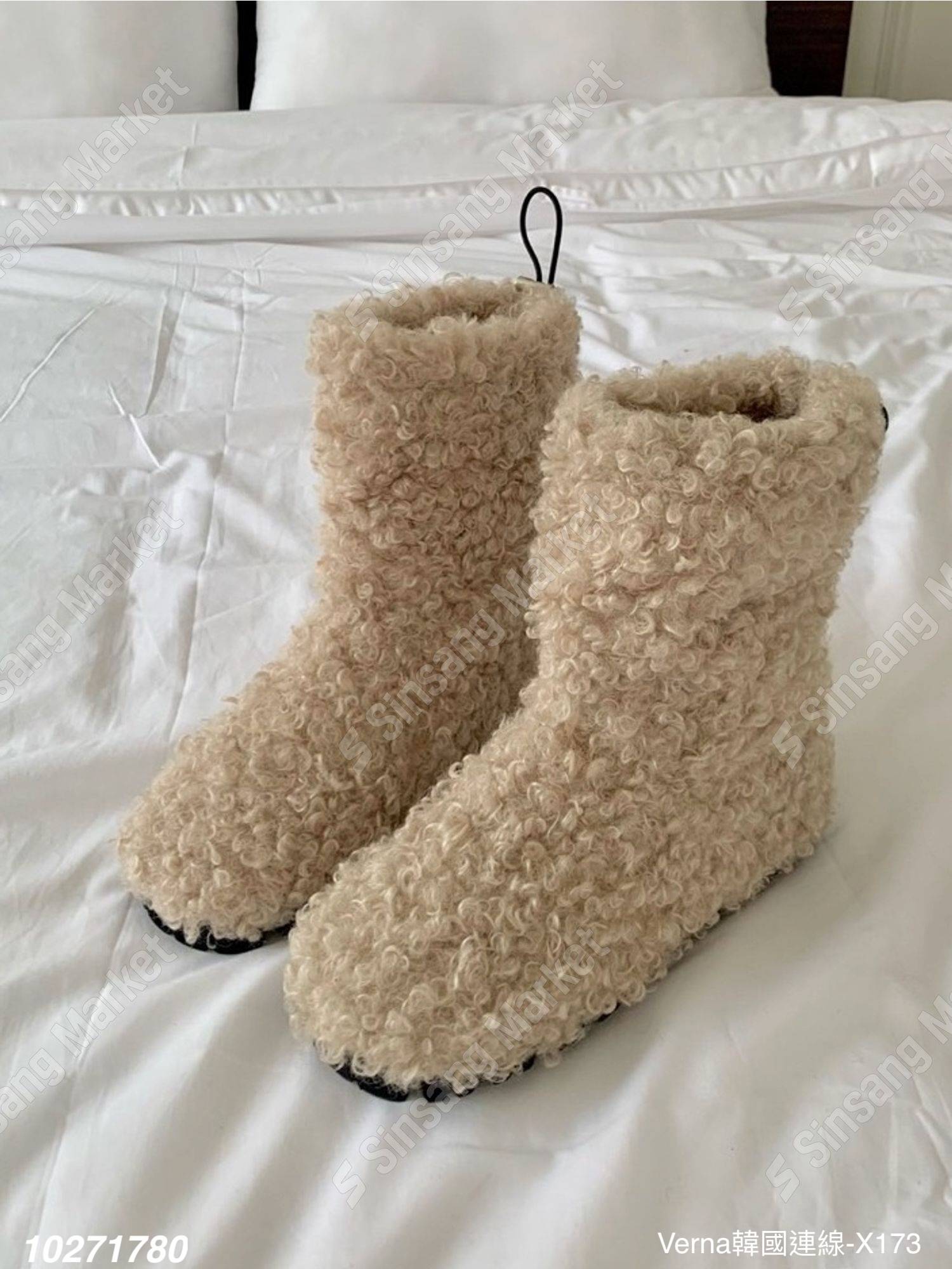 可愛保暖羊羔毛短靴