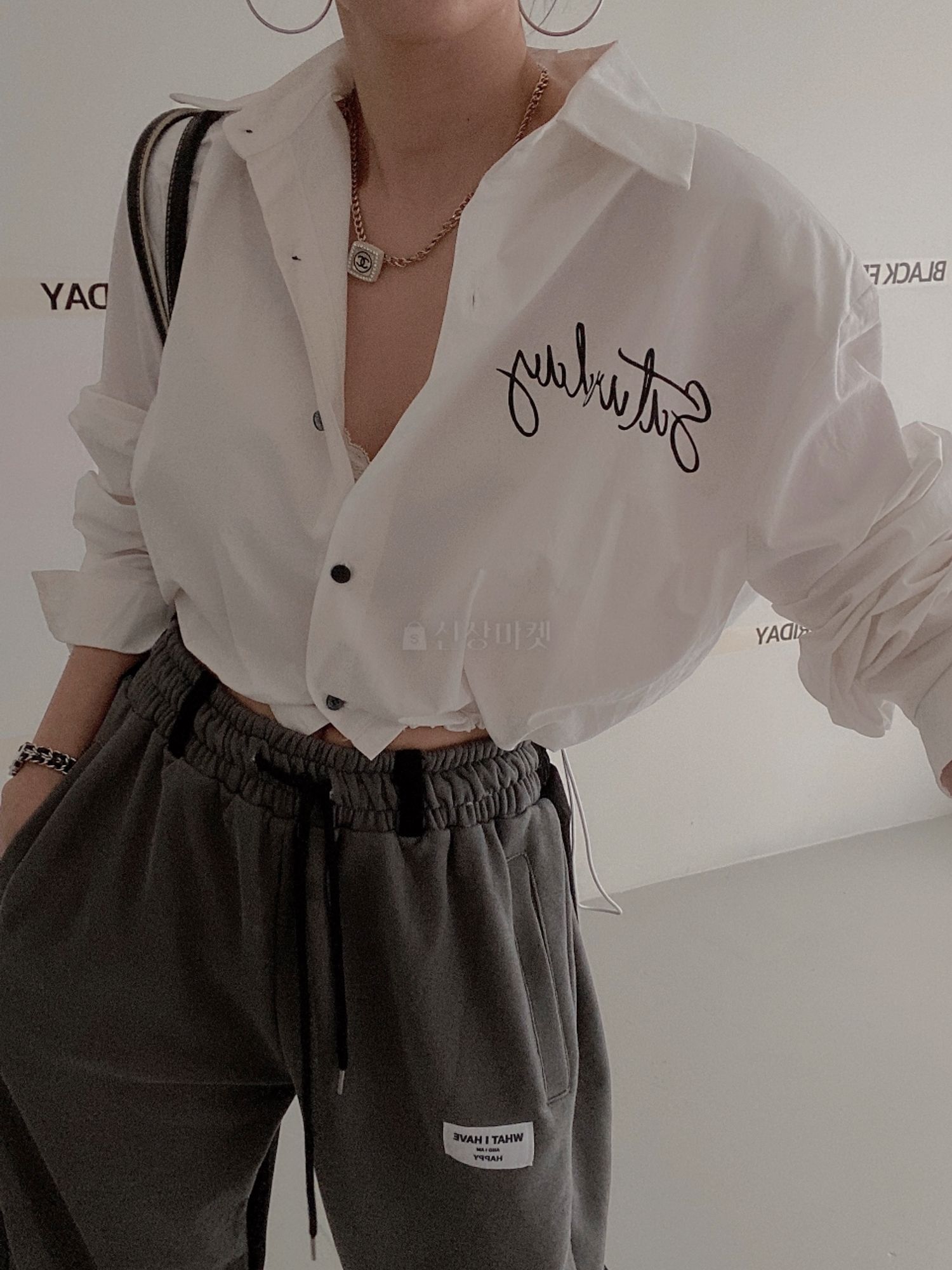 英文字繫帶腰身短襯衫