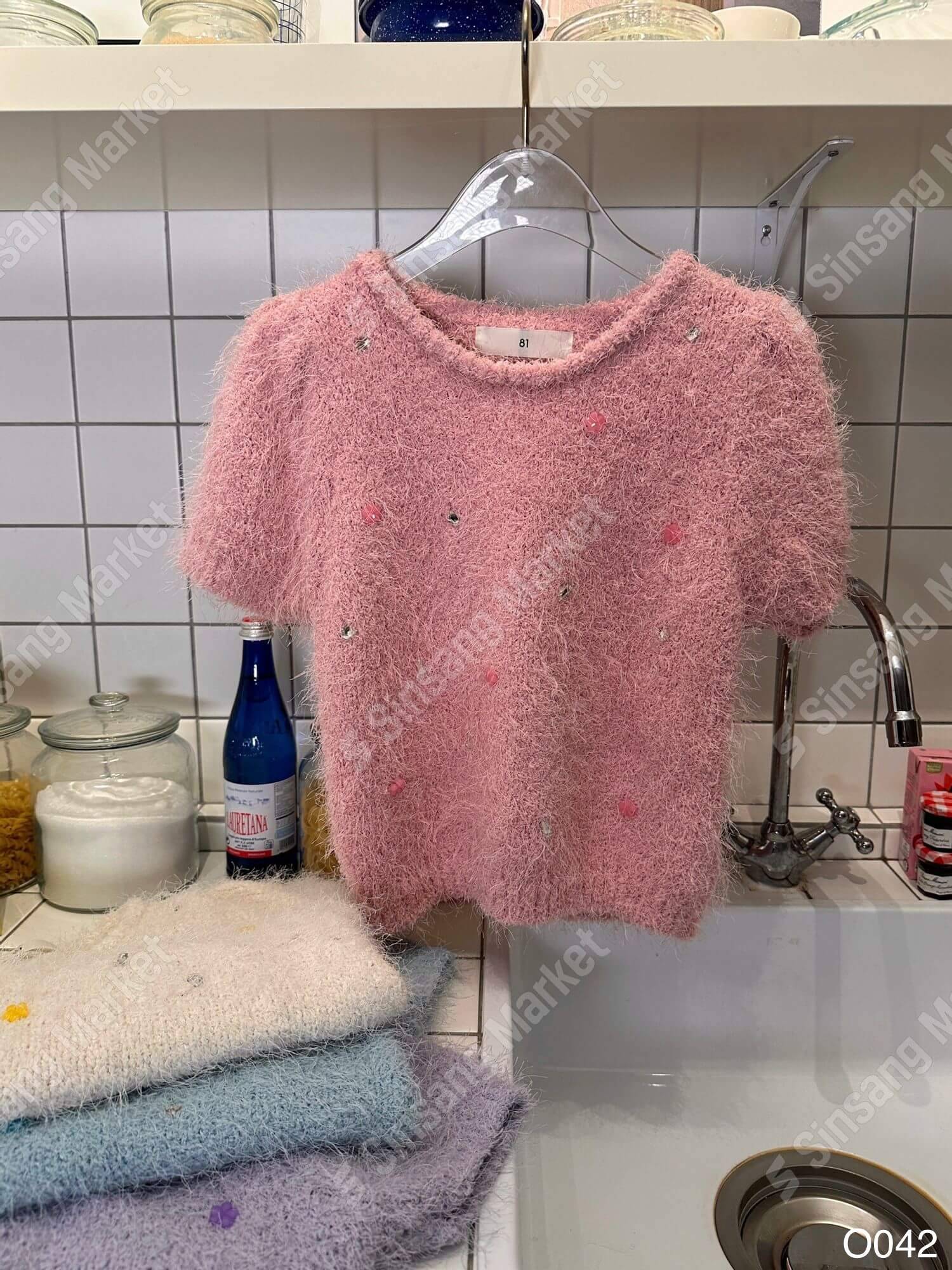 繽紛抽鬚毛毛上衣