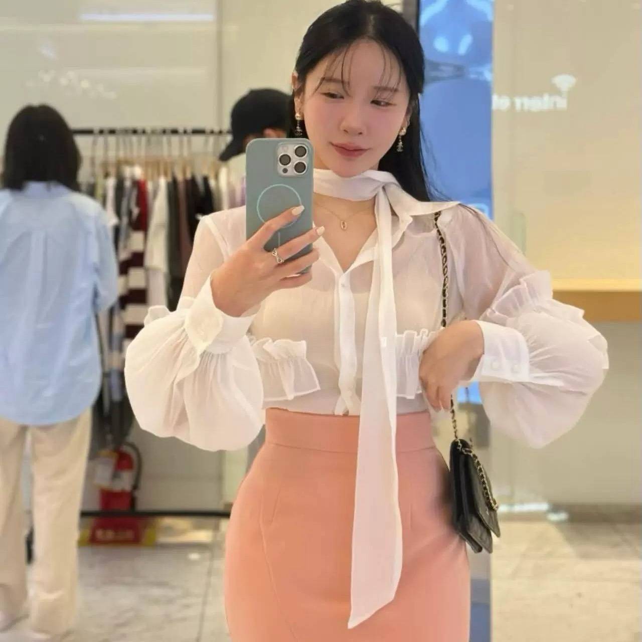 夏季溫柔系穿搭蝴蝶結襯衫