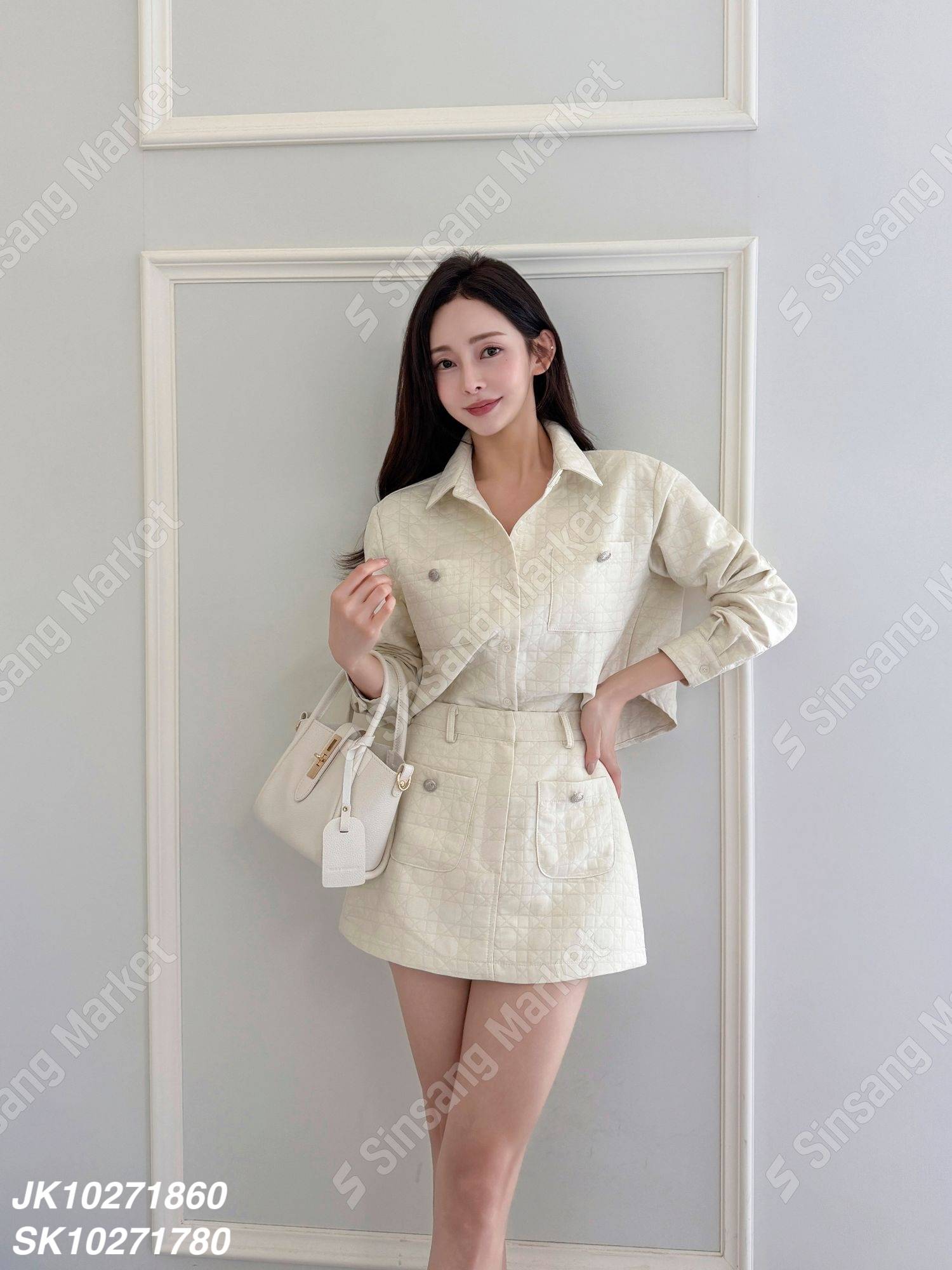 帥氣立體壓紋短裙套裝