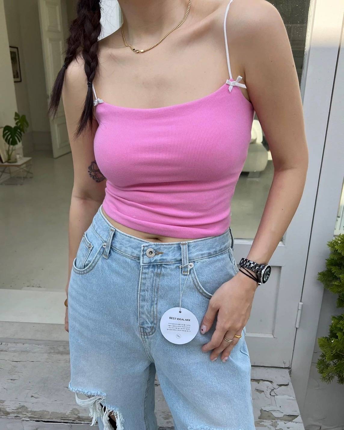 肩帶蝴蝶結粉罩杯上衣