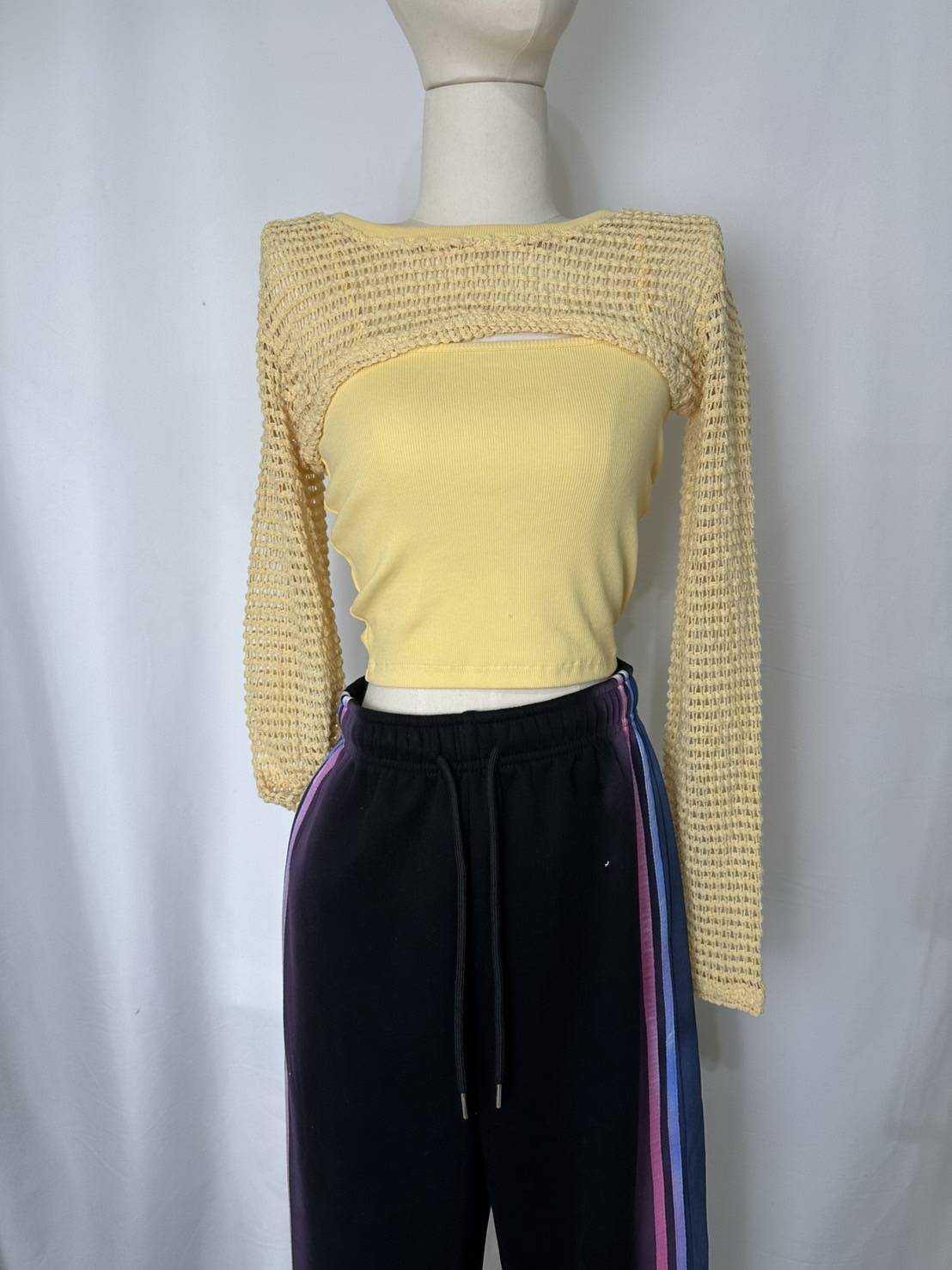 寬鬆外搭罩衫設計防曬上衣