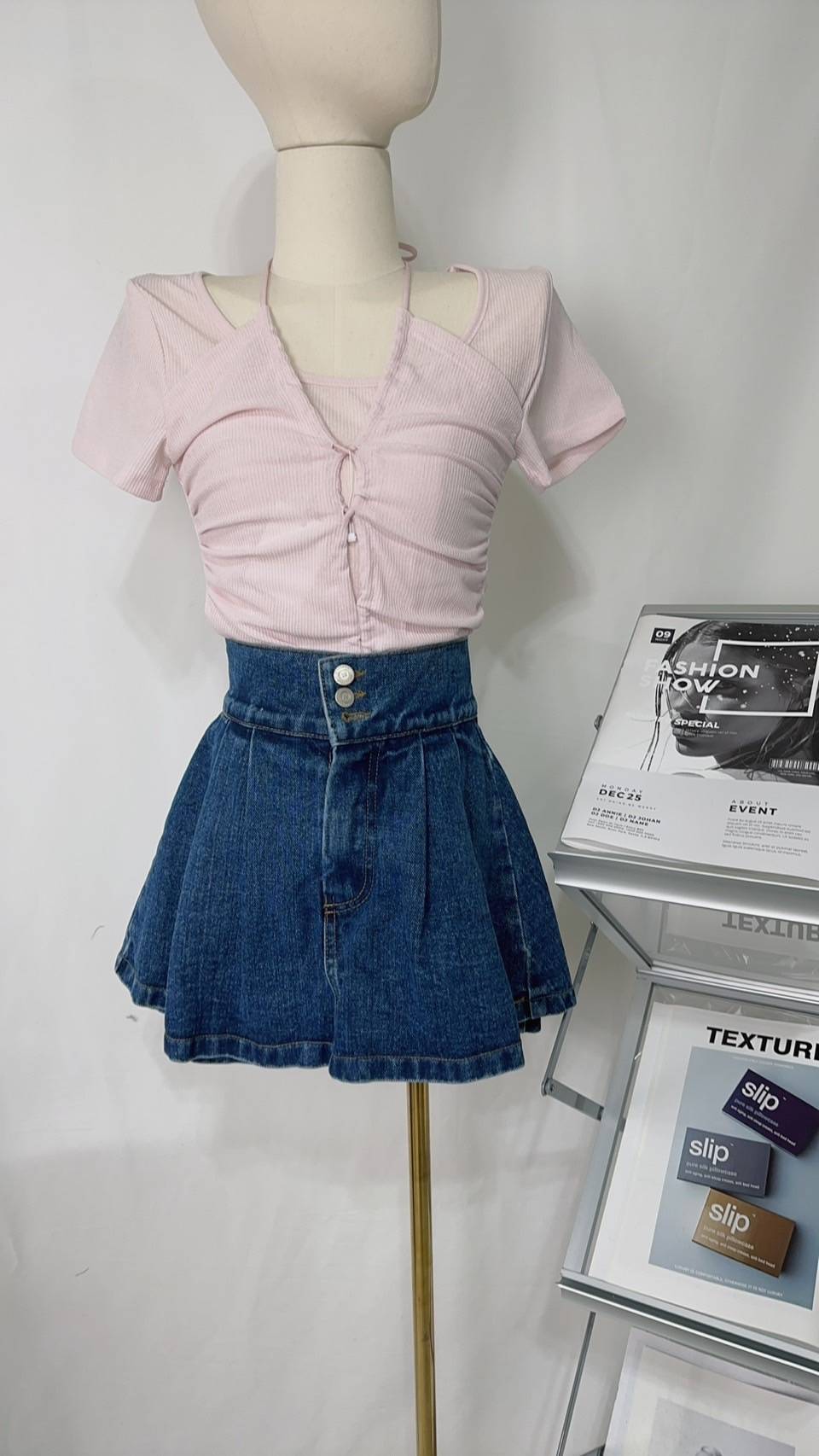 甜美假兩件掛脖抽繩上衣