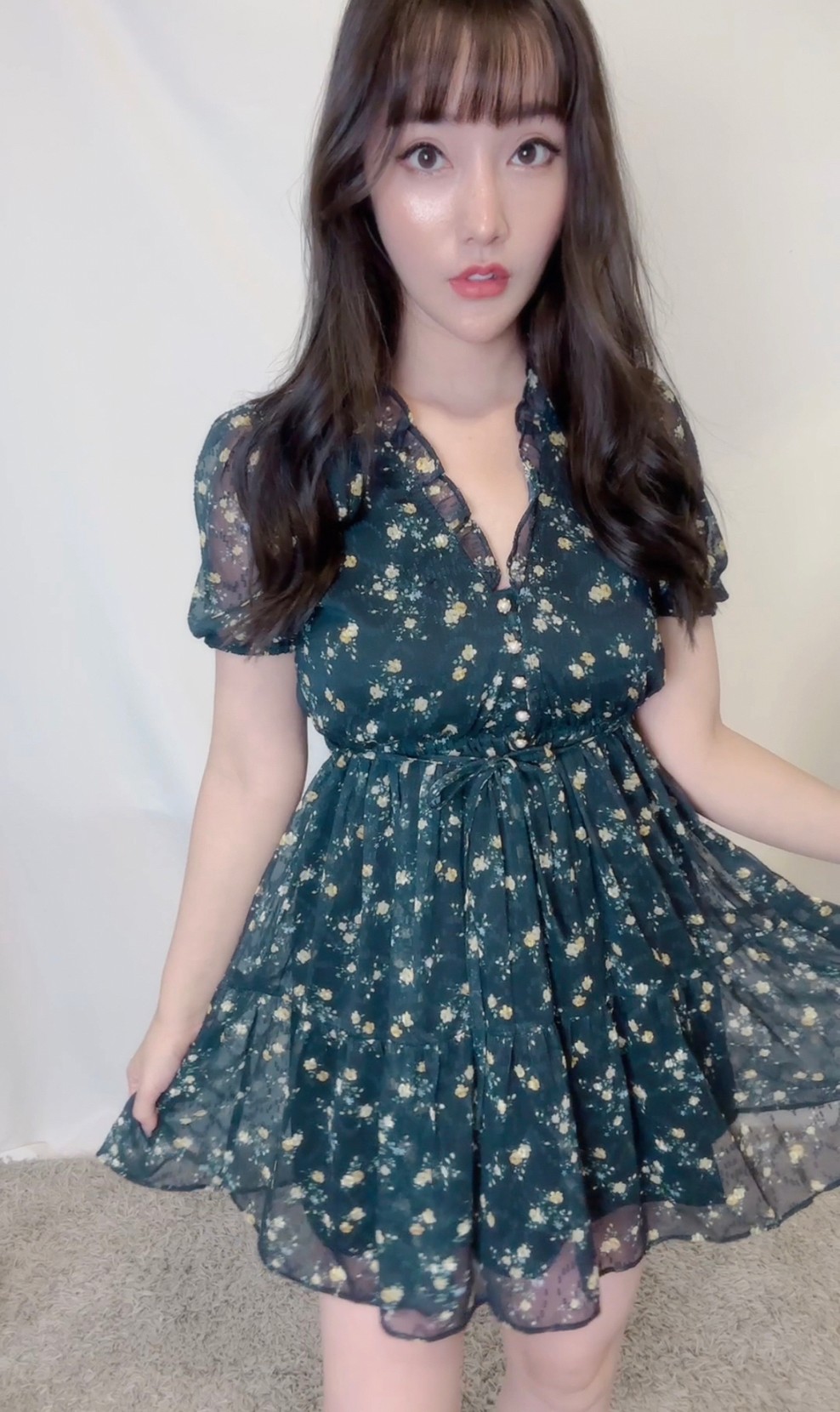 甜美滿屏碎花收腰連身洋裝