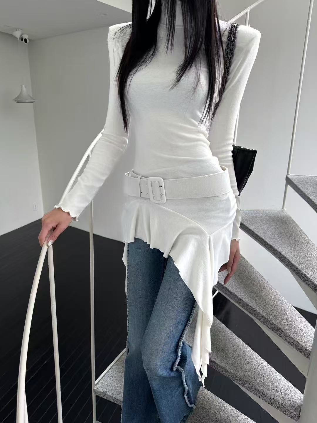 高領不規則下擺連身裙