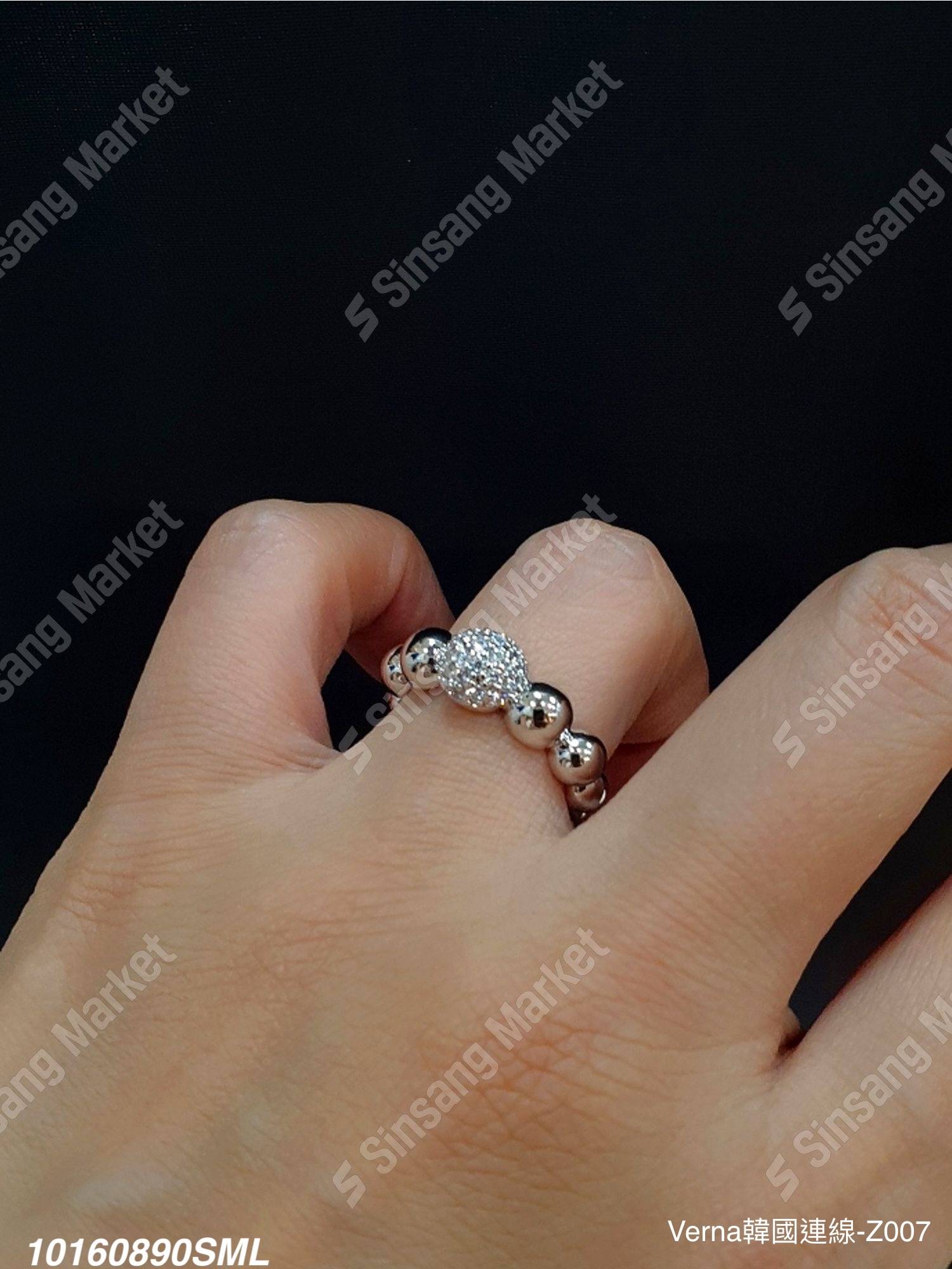 亮眼百搭球鑽戒指