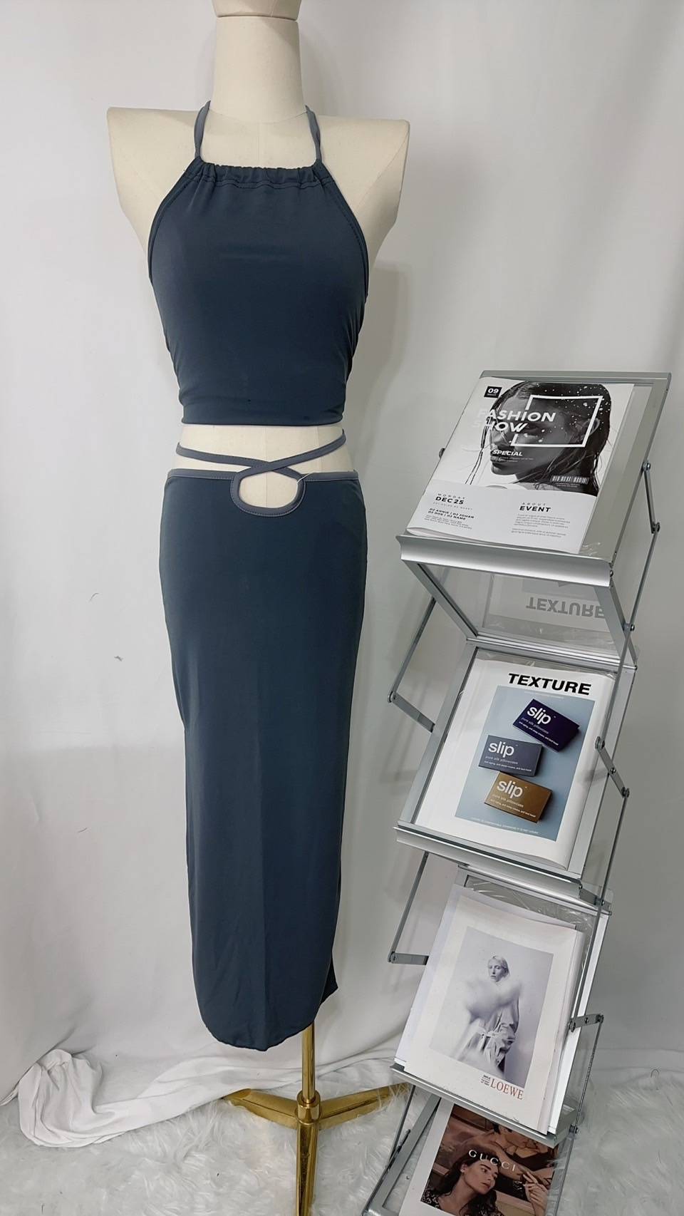 掛脖削肩修身綁帶套裝