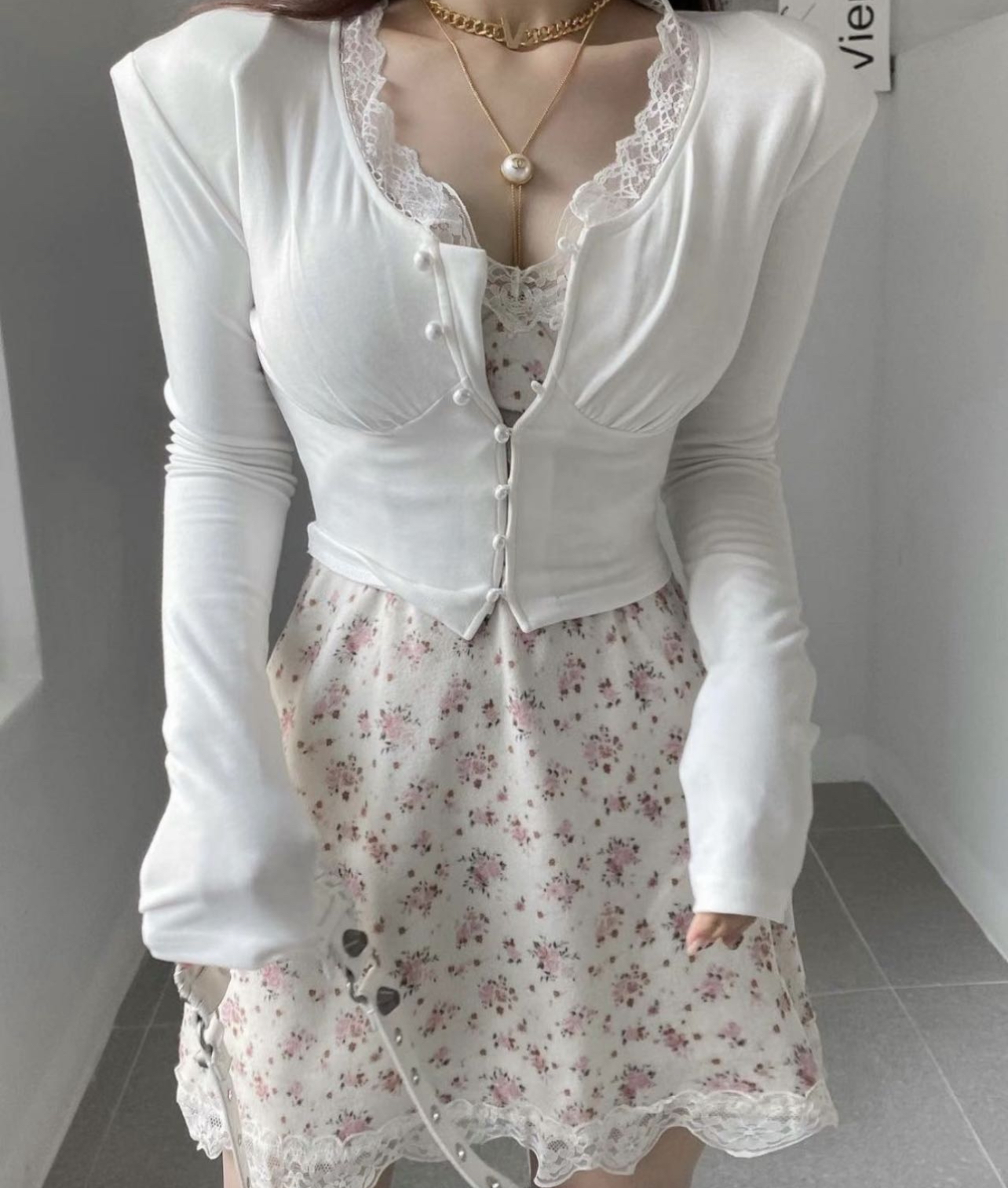 蕾絲小可愛罩衫